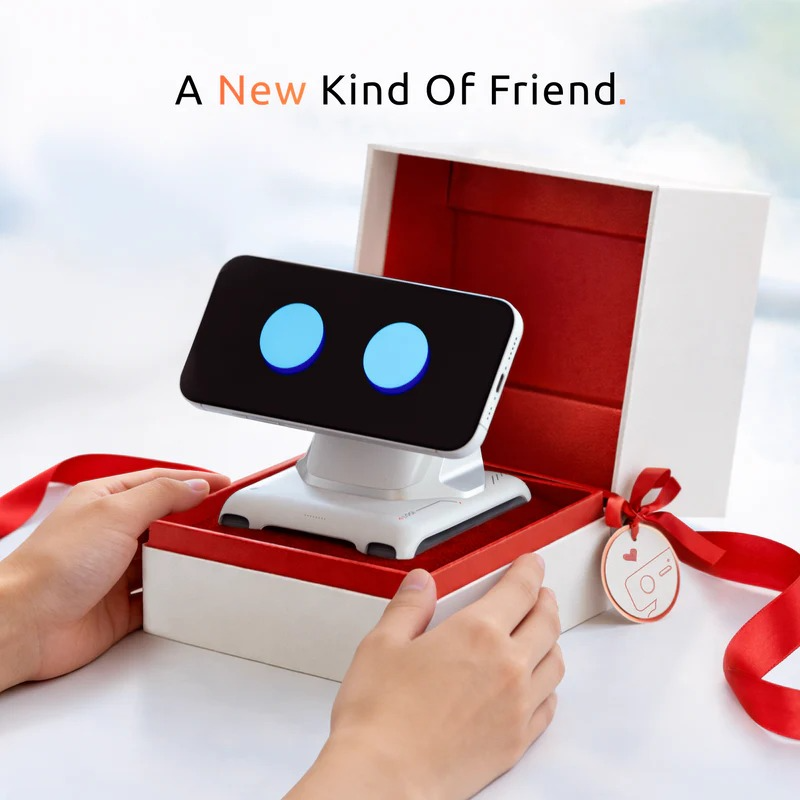 LOOI robot in gift box, a new kind of friend